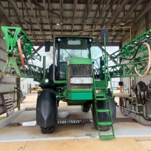 2011 John Deere 4630