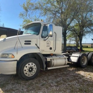 2007 Mack CH613